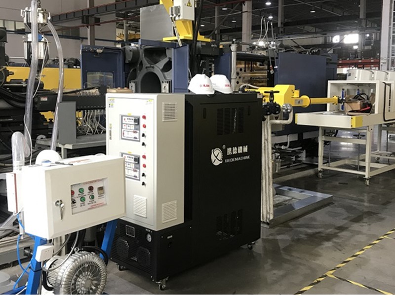 壓鑄專用模溫機 采用德國司倍克泵浦 質(zhì)量可靠 性能穩(wěn)定-攜德機械榮譽出品