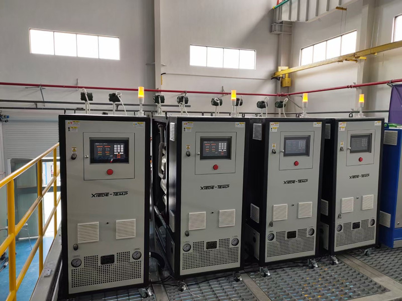 海天金屬試模中心壓鑄模溫機(jī)案例